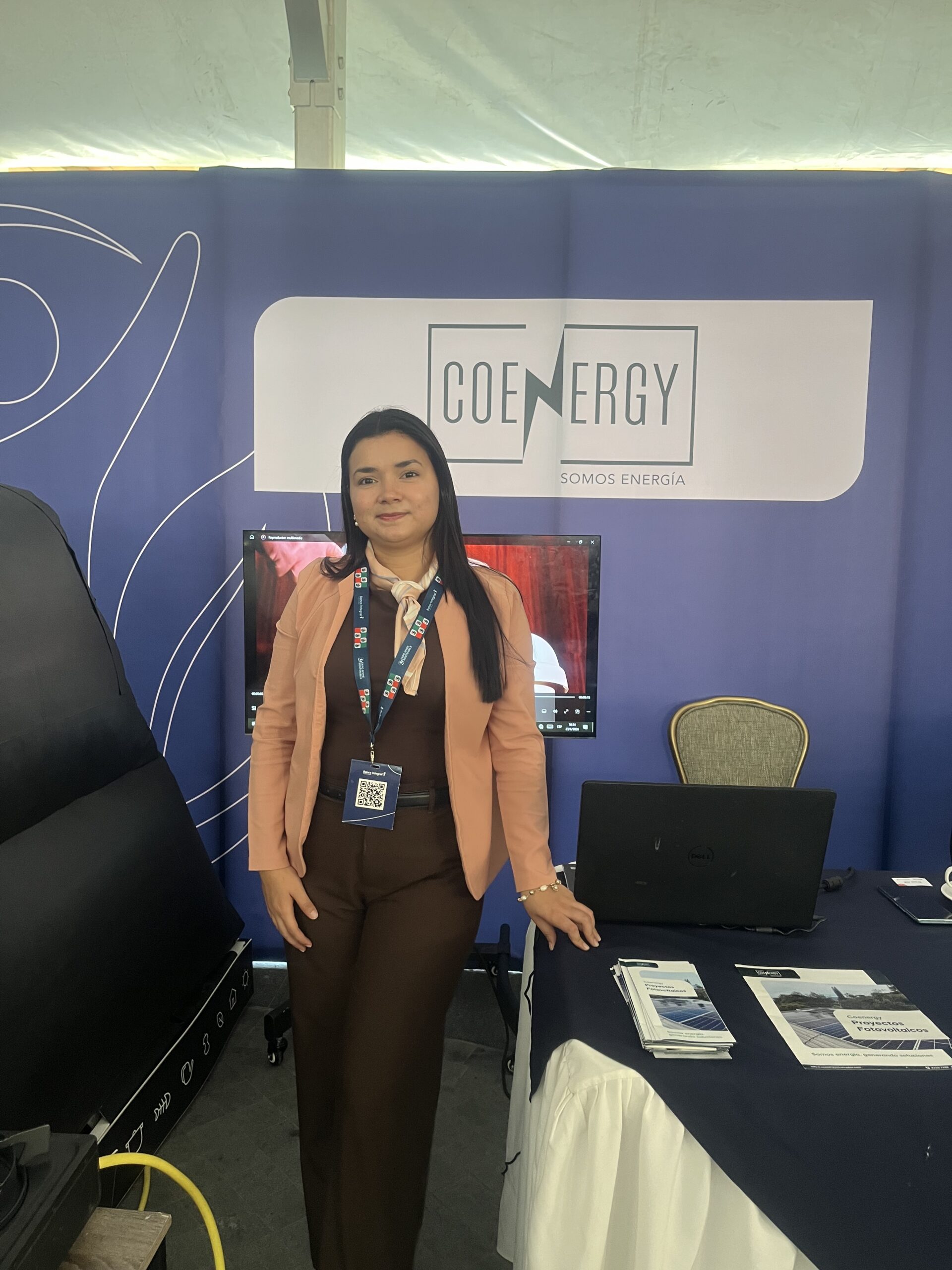 Detalle del biodigestor HomeBiogas exhibido en el stand de COENERGY